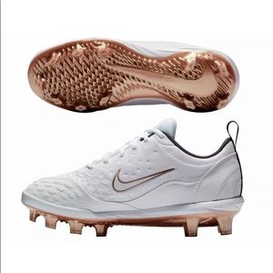 nike hyperdiamond softball cleats
